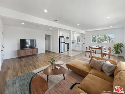 1100 S Inglewood 2