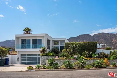 3831 Surfwood Road