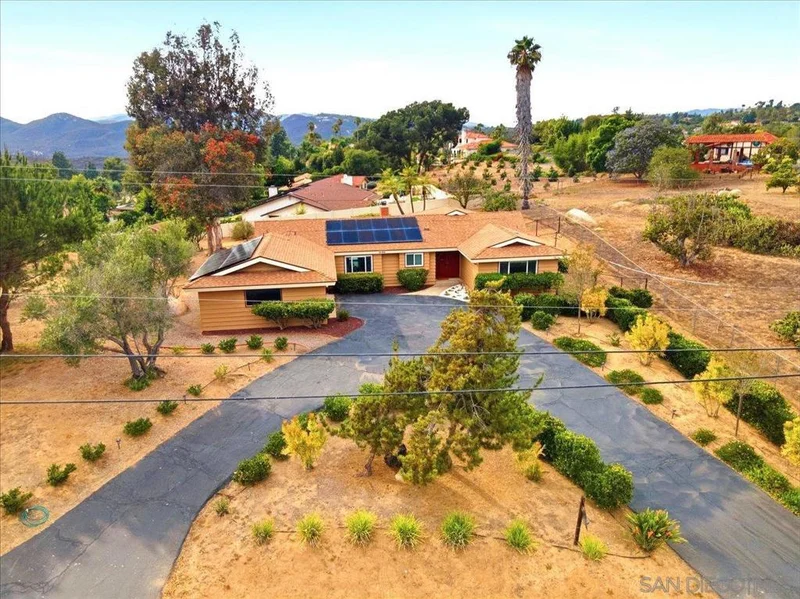 Photo 2 of 3195 Purer Rd