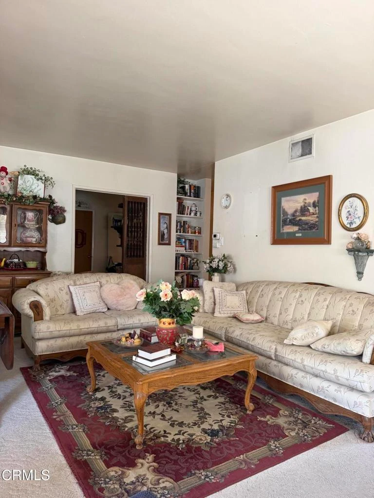 Interior 2