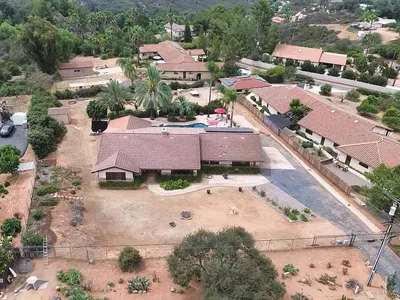 308 La Cresta Heights Rd