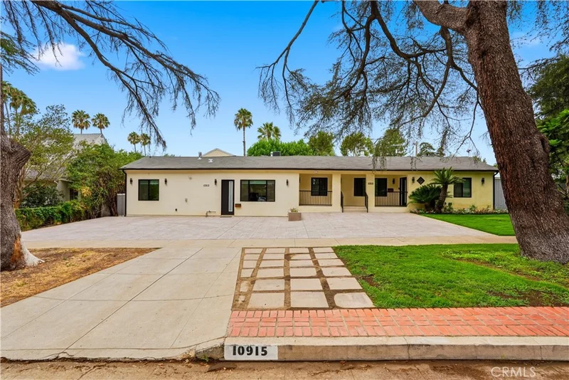 10913 White Oak Avenue