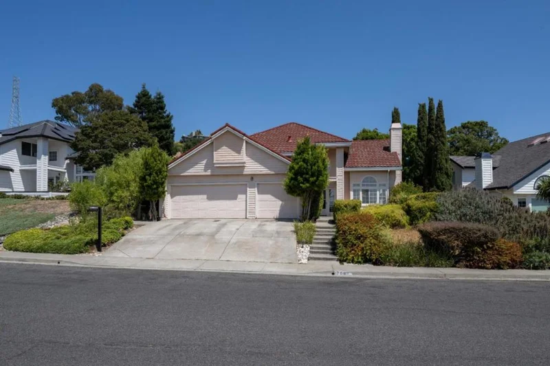 Photo 2 of 758 S Regatta Drive