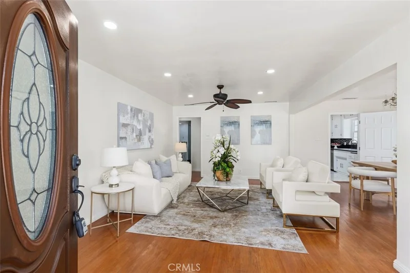 Photo 2 of 5638 Persimmon Avenue