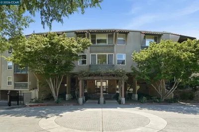 1087 Murrieta Blvd 330