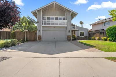 6273 Mountford Drive