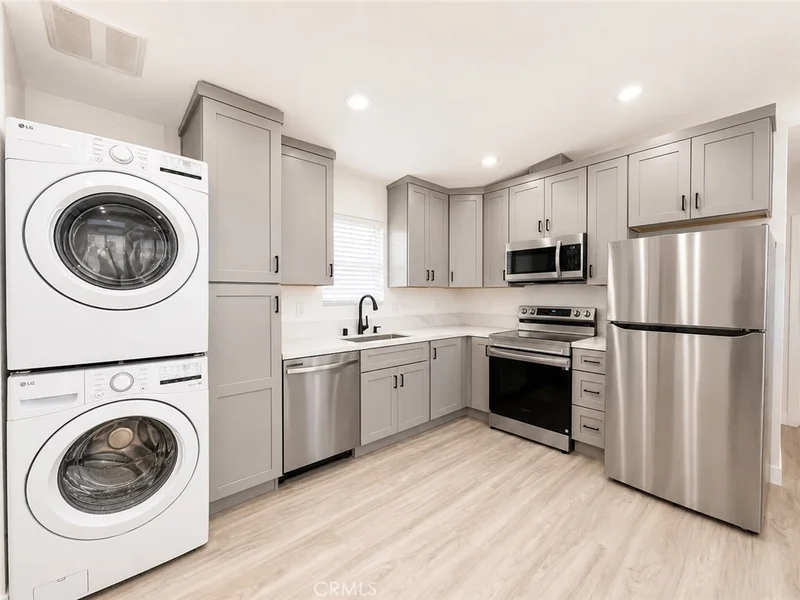 1744 Richard Street ADU photo 2