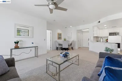 800 S Abel Street 519 photo 2