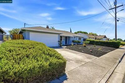 516 Gary Ave photo 2