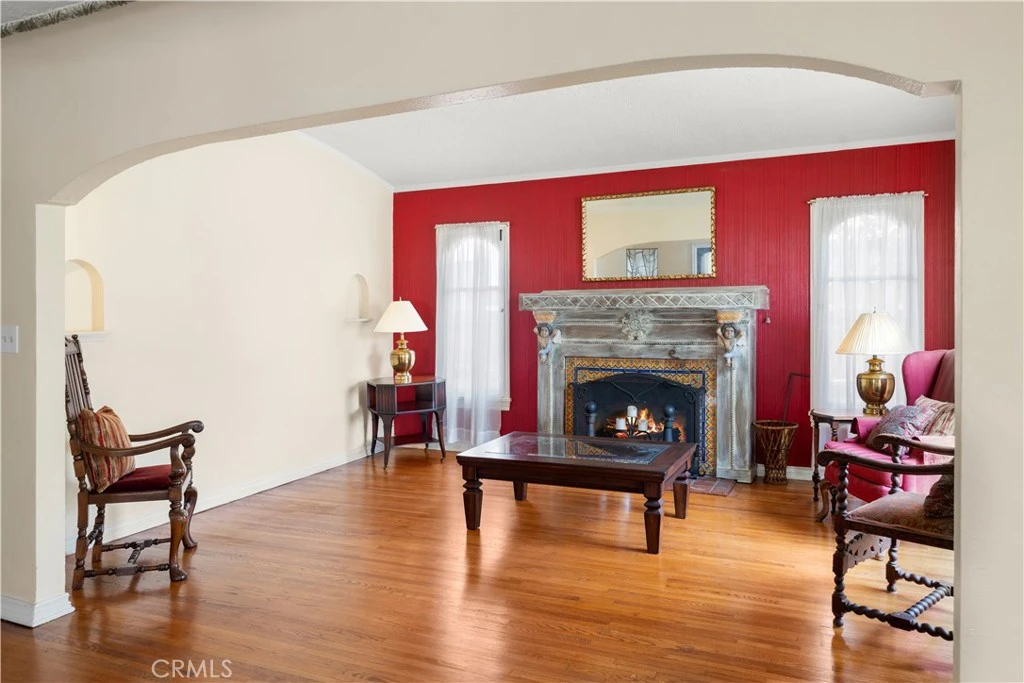 Interior 2