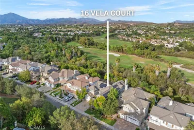 16 Vela Court photo 2