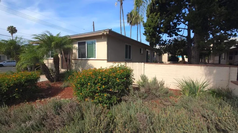 Photo 2 of 4104 Arizona Street