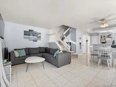 8946 Arlingdale Way photo 2