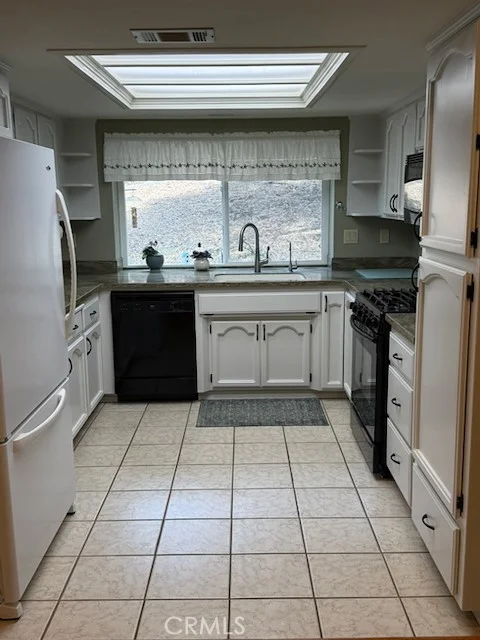 Photo 2 of 7300 Bella Vista