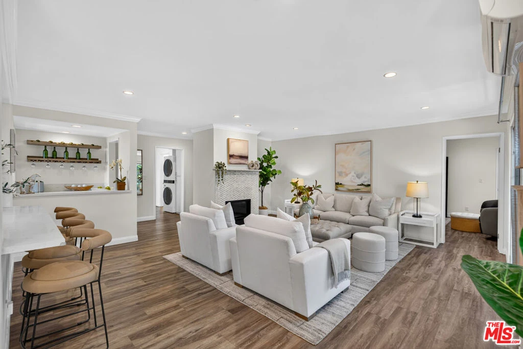 Interior 1