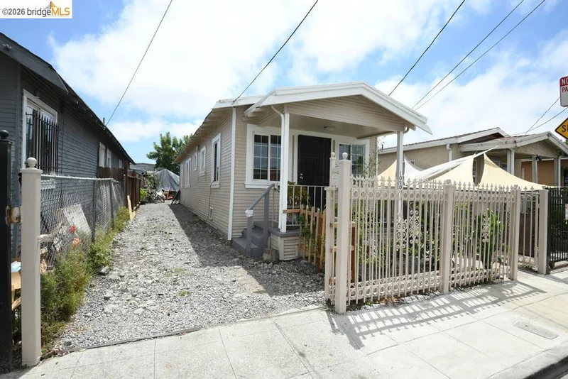 Photo 2 of 1090 70Th Ave