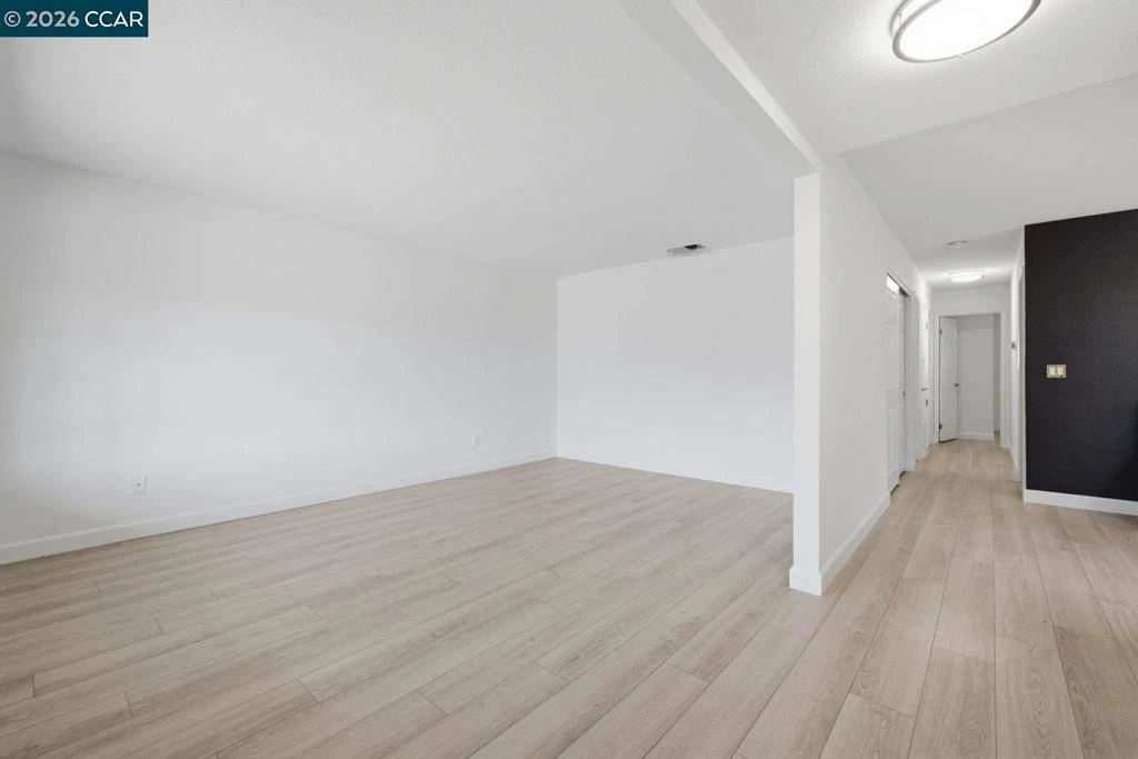 Interior 3