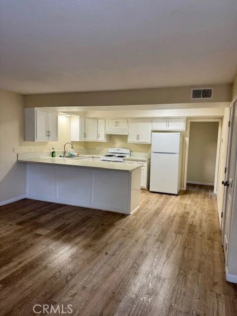 1022 El Camino C