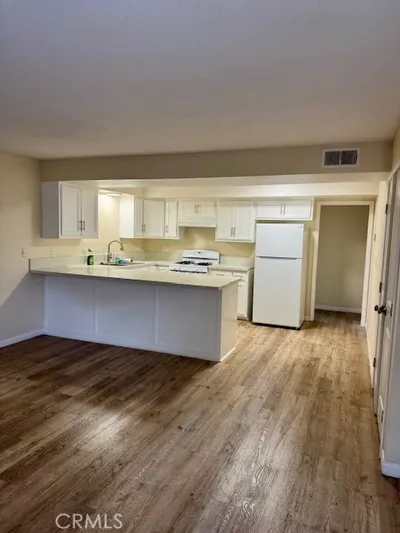 1022 El Camino C