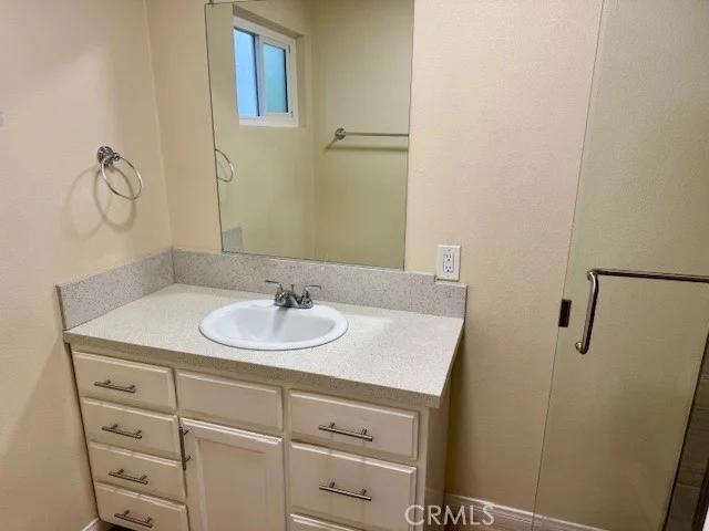 1022 El Camino C photo 2
