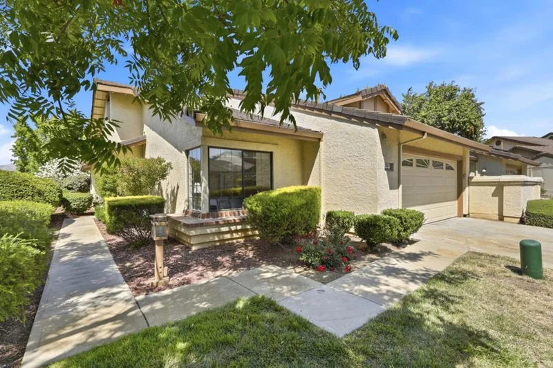 Photo 2 of 3327 Lake Albano Circle