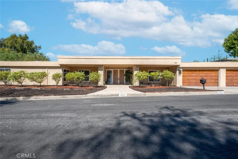 4321 Clear Valley Drive