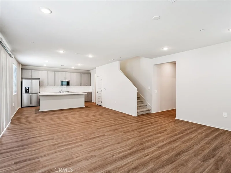 Photo 2 of 31227 Mineral Way