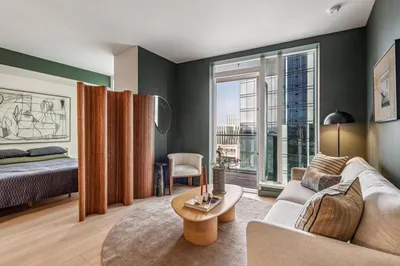 188 W St James Street 10803