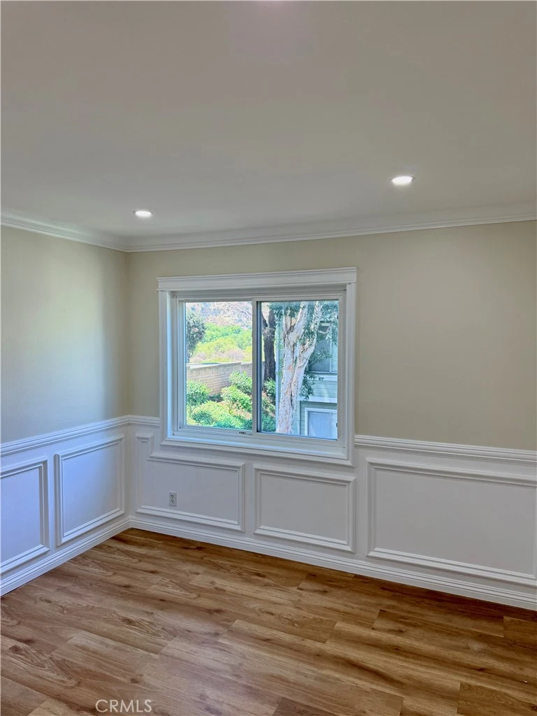 Interior 2