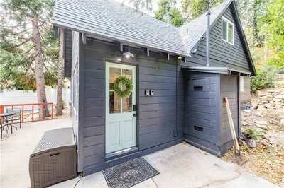 31771 Christmas Tree Lane