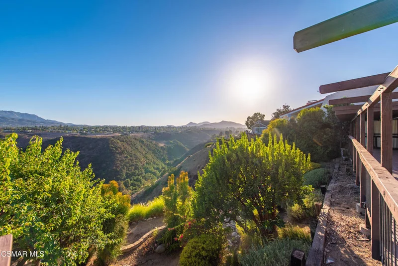 1845 Calle Petaluma, Thousand Oaks, CA 91360