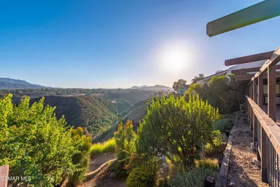 1845 Calle Petaluma, Thousand Oaks, CA 91360