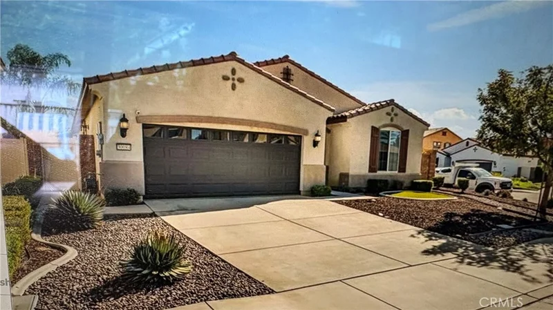 Photo 2 of 30084 Leeward Court