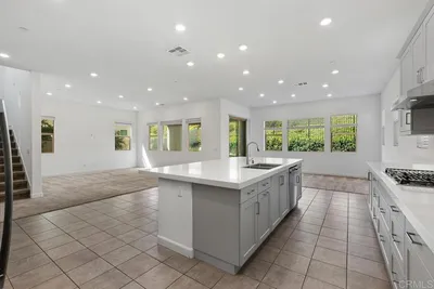 702 Westbrook Loop