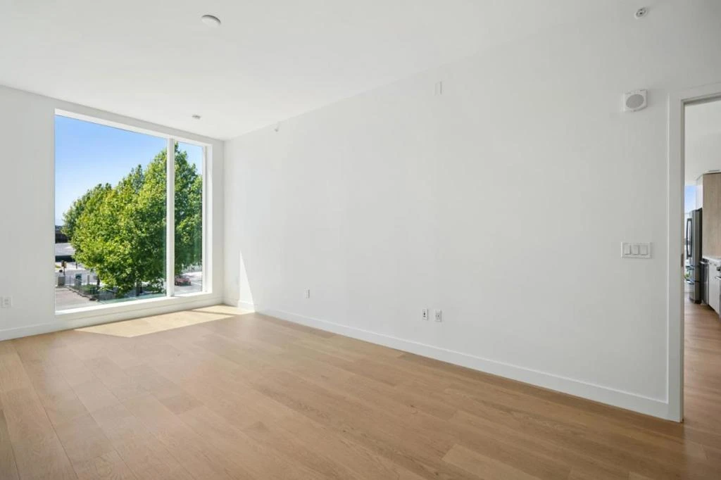 Interior 2