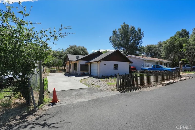 Photo 2 of 2954 8th