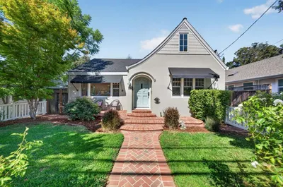 105 Loma Alta Avenue