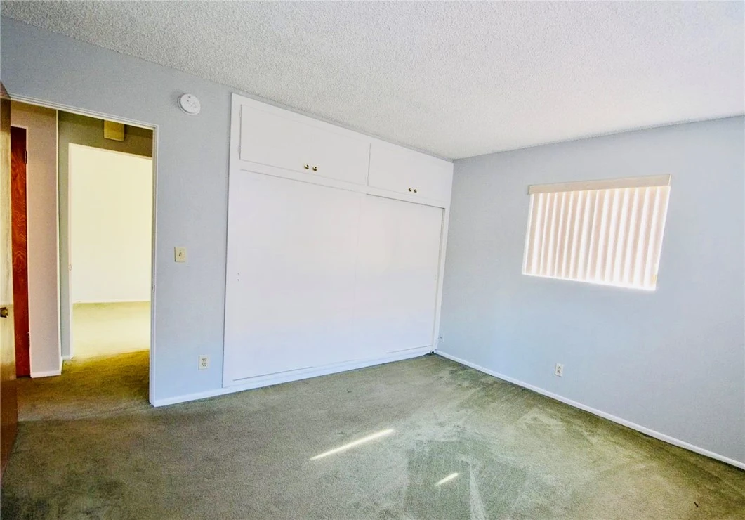 Interior 4