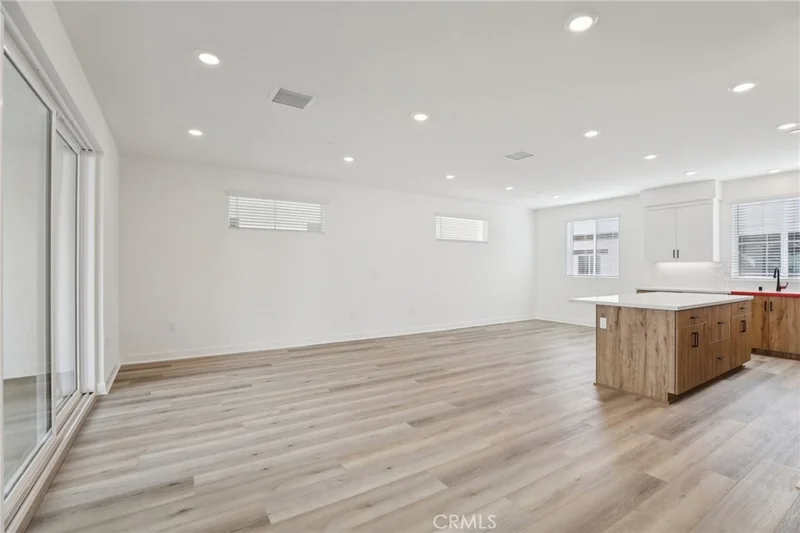 Photo 2 of 1693 Coral Sea Lane