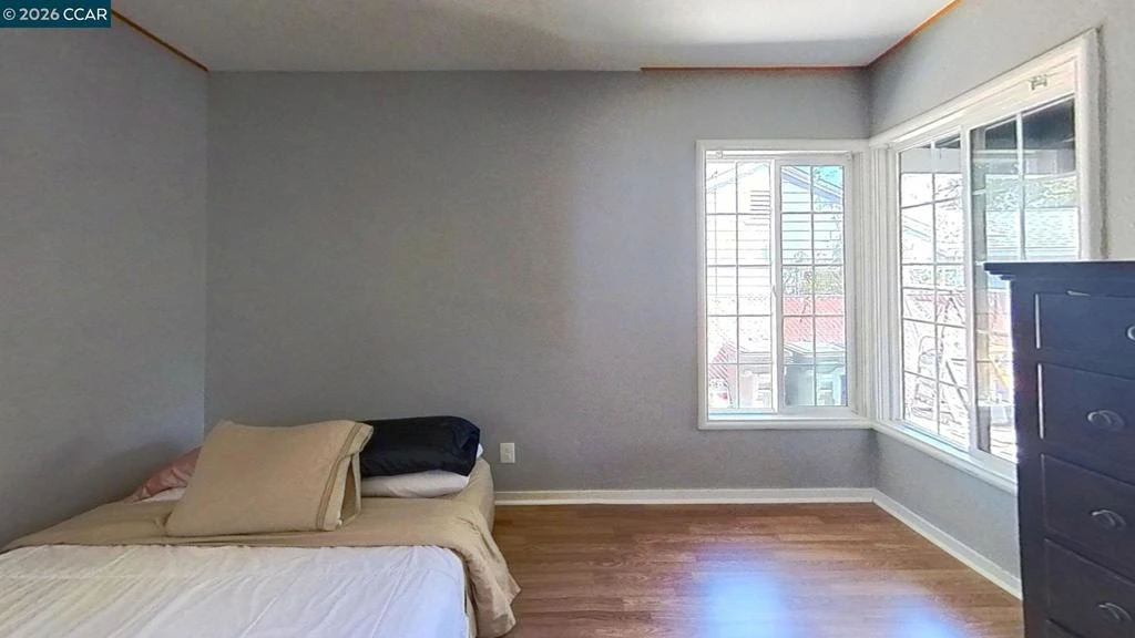 Interior 4