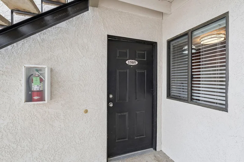 78650 Avenue 42 1505