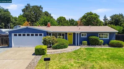 77 Cleopatra Dr photo 2