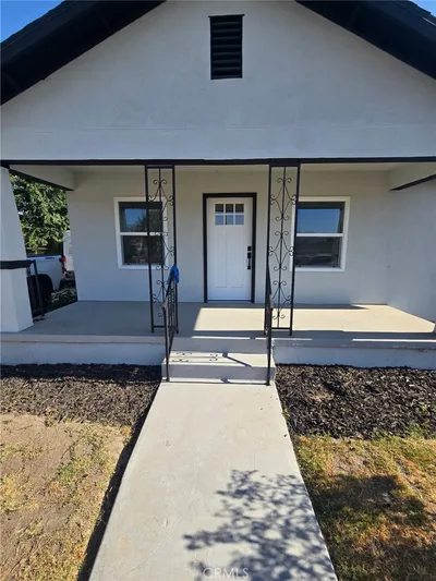 1279 W Vine Street