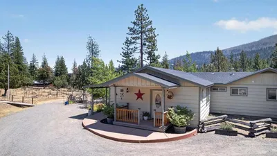 695075 Gold Run Road