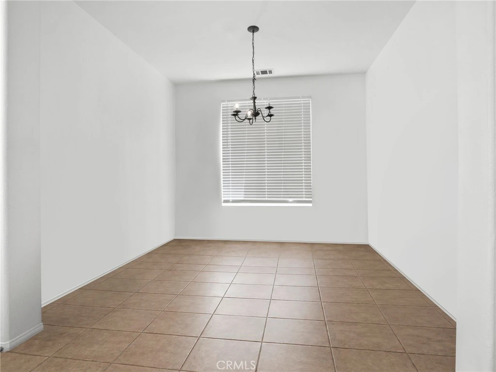 Interior 3