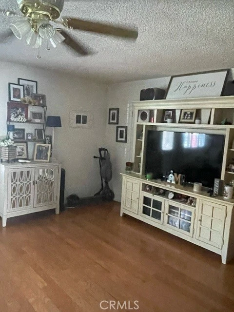 Interior 3