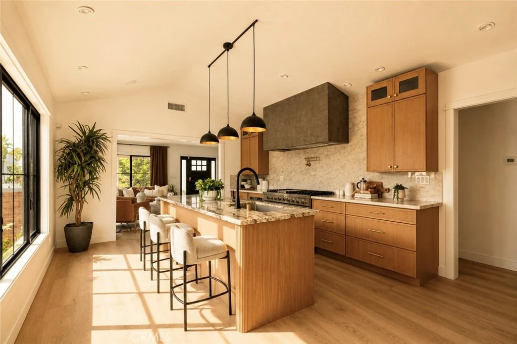 Interior 3