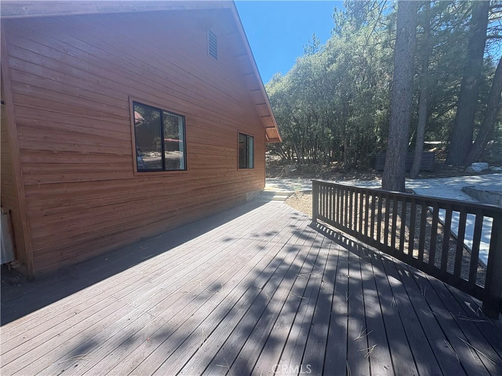 Interior 4
