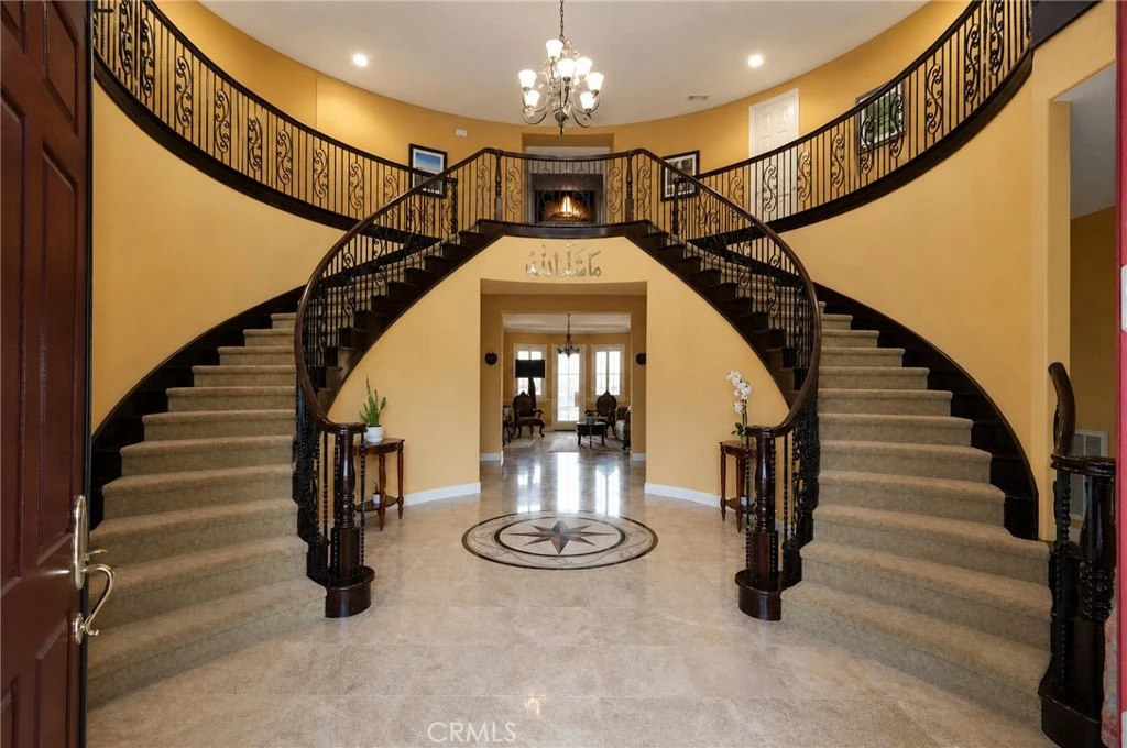 Interior 2