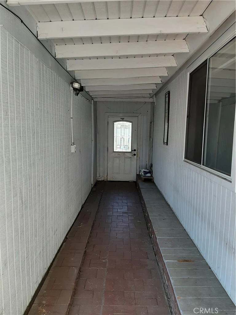 Interior 3